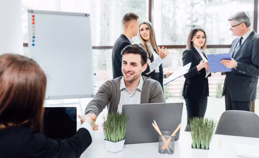 Time Tracking for Entrepreneurs: Maximizing Efficiency in a Startup Environment