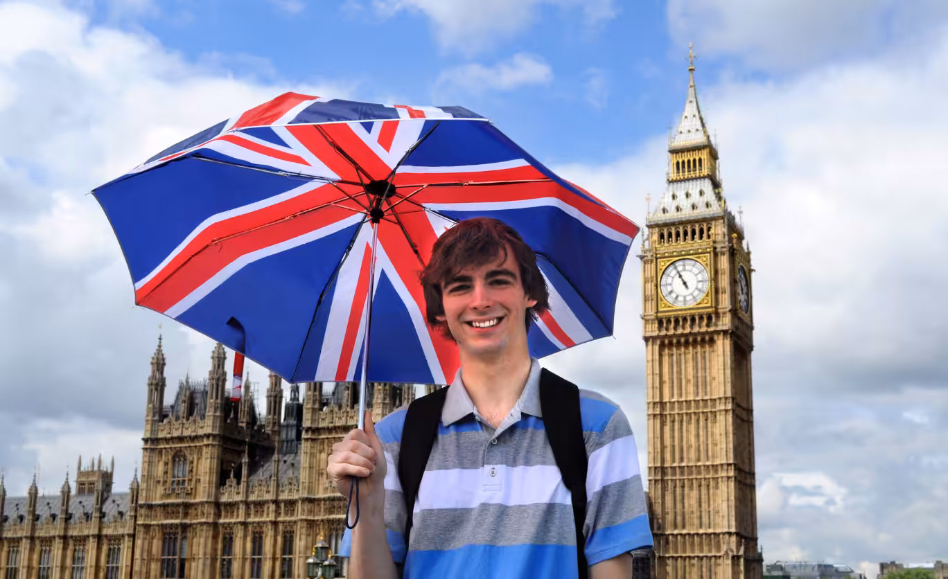 What Is The Average Salary In UK Per Month