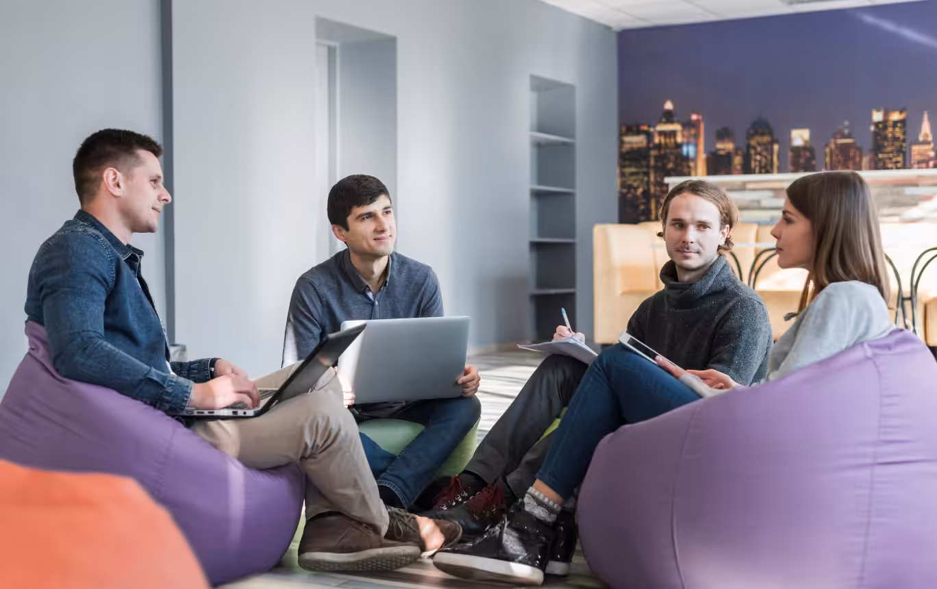 How Remote Work Can Benefit Startups – A Complete Guide for 2025